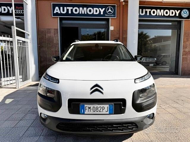 
								Citroen C4 Cactus BlueHDi 100 Shine full									