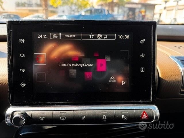
								Citroen C4 Cactus BlueHDi 100 Shine full									