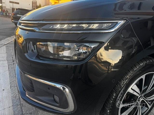 
								Citroen C4 Picasso BlueHDi 120 S&S Shine full									
