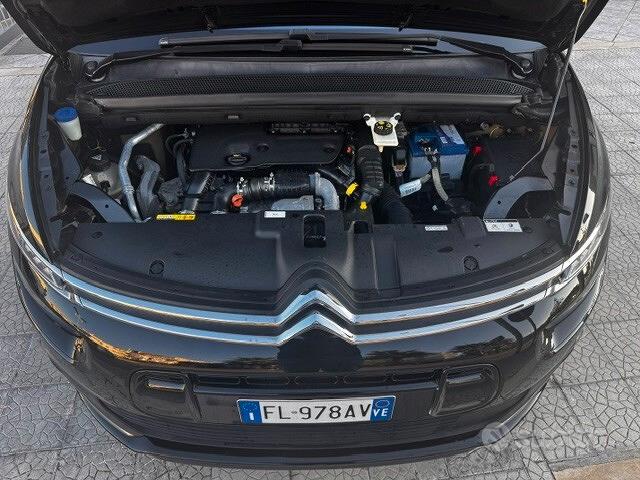 
								Citroen C4 Picasso BlueHDi 120 S&S Shine full									
