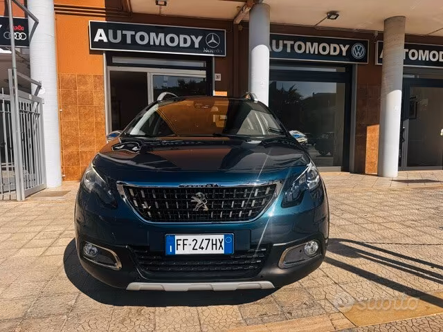 
								Peugeot 2008 BlueHDi 120 S&S Crossway full									