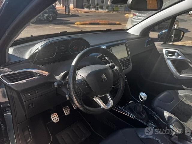 
								Peugeot 2008 BlueHDi 120 S&S Crossway full									