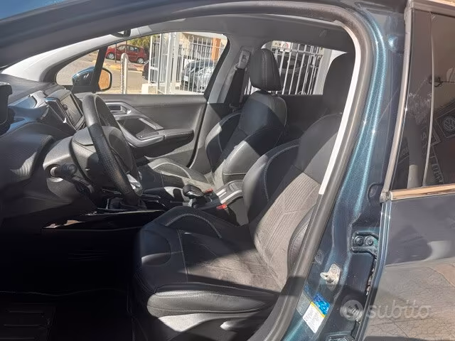 
								Peugeot 2008 BlueHDi 120 S&S Crossway full									