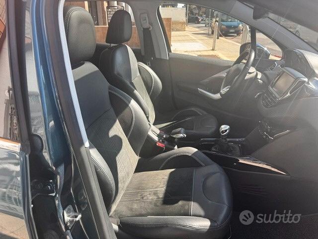 
								Peugeot 2008 BlueHDi 120 S&S Crossway full									