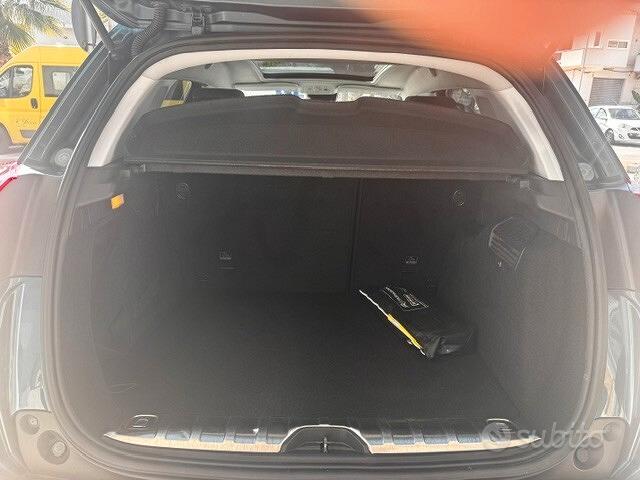 
								Peugeot 2008 BlueHDi 120 S&S Crossway full									
