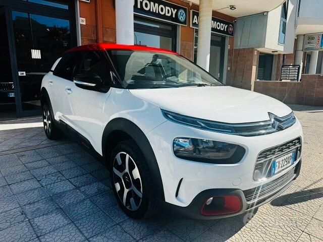 
								Citroen C4 Cactus BlueHDi 100 S&S Shine full									