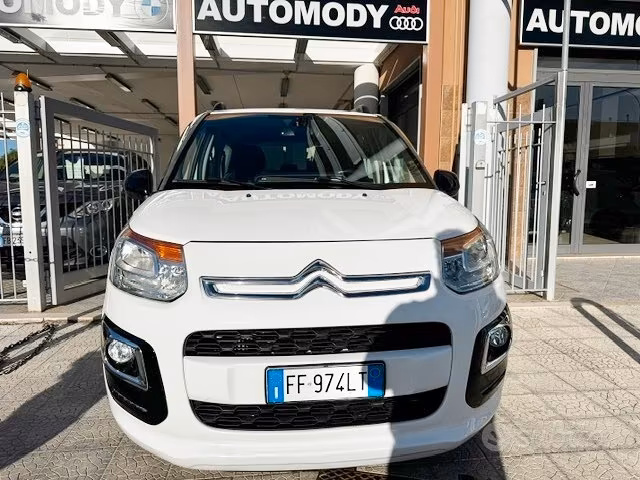 
								Citroen C3 Picasso BlueHDi 100 Exclusive full									