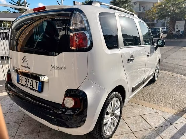 
								Citroen C3 Picasso BlueHDi 100 Exclusive full									