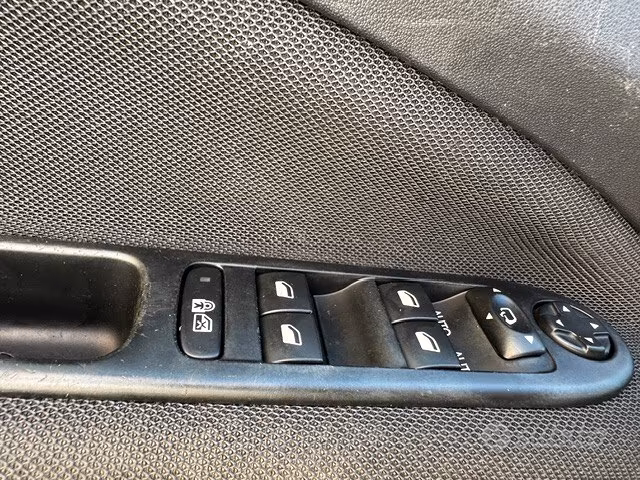 
								Citroen C3 Picasso BlueHDi 100 Exclusive full									