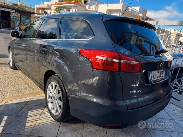 
								Ford Focus 1.5 TDCi 120 CV Start&Stop SW Titanium full									